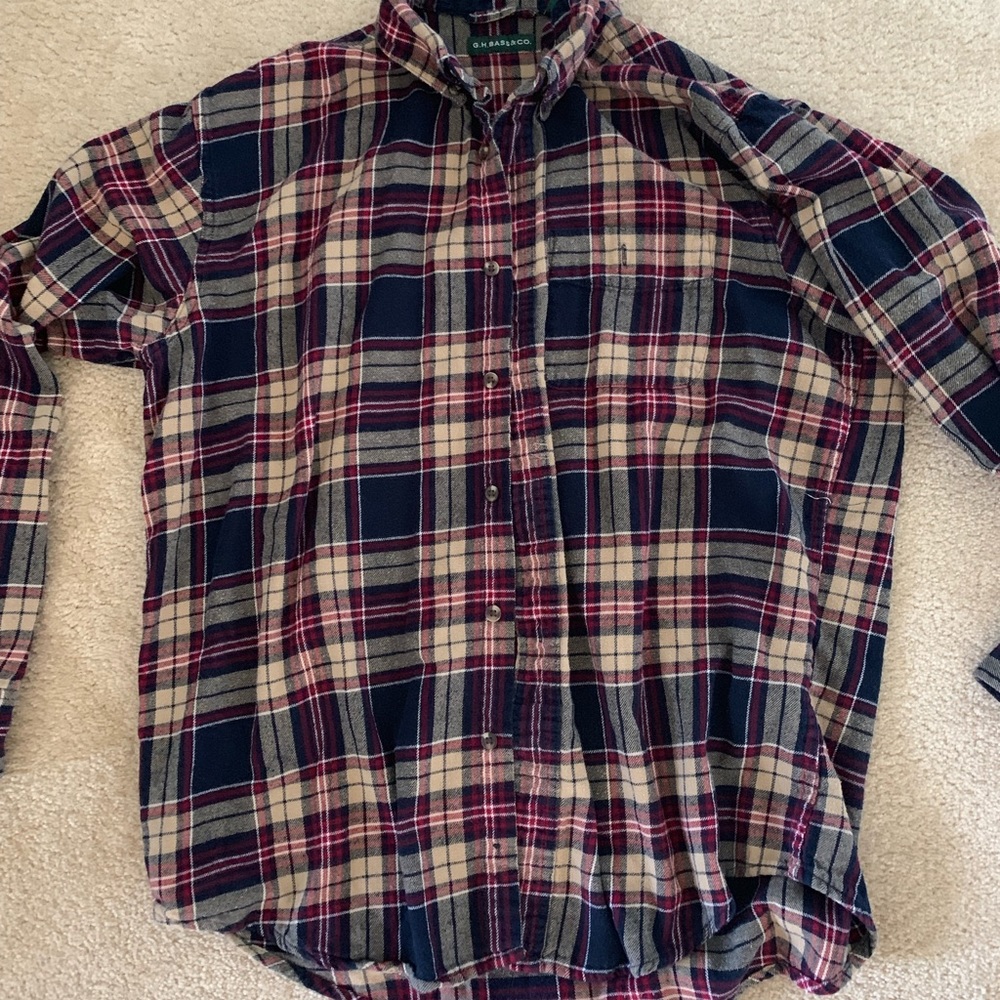 G.H. Bass & Co. Flannel size LARGE